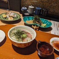 対馬のどぐろとイカ活き造り 博多 魚蔵 都ホテル店 - 