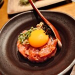 蕃 YORONIKU - 冷製盛り合わせ:ユッケ