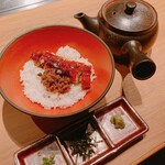 すすきの焼肉きらく - 鰻としぐれご飯