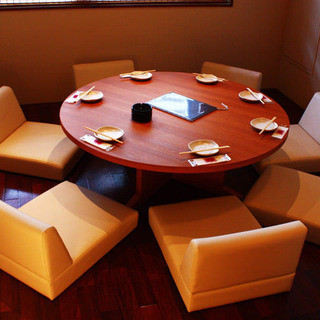 【人気の円卓席】6名～8名様