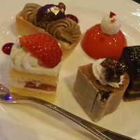 リュクス ダイニング ハプナ - 
