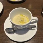 アポンテ - えんどう豆のポタージュ