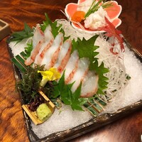 網元本館 - 蟹刺し