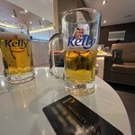 SKY HUB LOUNGE - 生ビールはKELLY