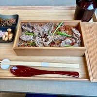 近江牛もりしま 寛閑観ここ滋賀店 - 