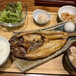 博多もつ鍋 やまや - ふっくらジューシーなホッケ