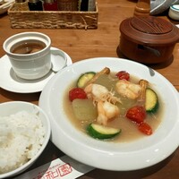 個室中華 頤和園 溜池山王店 - 
