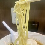 ヌードル＆スパイスカレー 今日の1番 - 特にお気にの麺リフト♪
