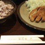 豚珍館 - ロースかつランチ