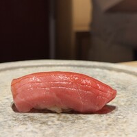 鮨 由う - 