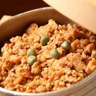 受け継がれる出汁と新鮮食材が織りなす炊き立ての釜めし