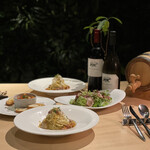 Bar Dining FIVE Arrows - 