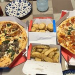 ドミノ・ピザ - 料理写真: