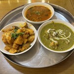 パンジャビ バル - ラッサム、ボリヤル、シャグチキンカレー