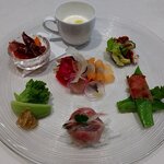 リストランテ ラ ソリア - 前菜盛り合わせ（2024.5）