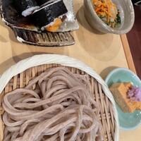自家製粉石臼挽きうどん 青空blue 本店 - 