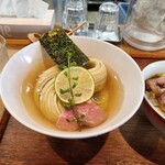 ヨコクラストアハウス - 