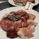 肉 希々 - 