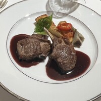 シェ・イノ - 