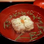 茜坂大沼 - お椀は、牡丹鱧に梅・山形のジュンサイ。この時期、これが食べたいを叶えて下さるのが大沼さん♪