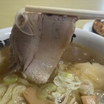 麺屋 ようすけ - チャーシューもトロトロ柔らか。