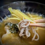 茜坂大沼 - 鮑はやわらかぁ～に酒蒸し。肝も美味しい。黄韮は大好物！思わず足りないっ！と叫んでいましたww