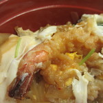 天金 - 鎌倉丼の海老天アップ