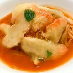 タヴォロッツァ - 桃のカッペリーニトマトソース