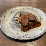 ワインとスパイス小料理 Dal Mellow - 合鴨のスパイスコンフィ タマリンドとラベンダーのソース