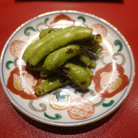 備長炭焼鳥 鳥しげ - 藤枝の枝豆炭焼き(オリーブオイルまぶし焼き)