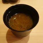 すし処 睦月 - 赤出汁