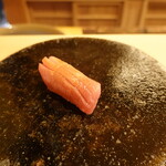 すし処 睦月 - 長崎 壱岐勝本 釣り 127.7㌔ 本鮪 中トロ