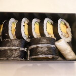 すし処 睦月 - お土産の太巻き