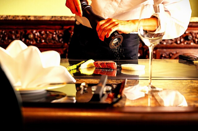 虎幻庭 関内店のご予約 - 関内/鉄板焼き | 食べログ