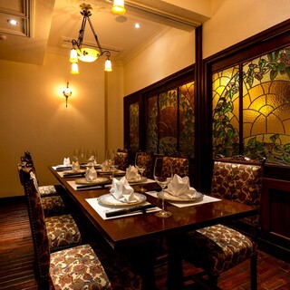 2～10名様まで完全個室のテーブルを完備。様々なニーズに対応して参ります！