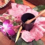 和牛焼肉 布上 本店