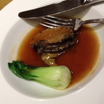 エゾアワビのオイスターソース煮込み（２，３２０円）２０１４年３月