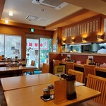 公楽 - 綺麗で気持ちの良い店内♪