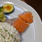 キッチン ブルー グローブ - タルタルソースシフト出来ず、反対側をカット