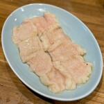 炭火焼肉ホルモンさわいし - シマチョウ