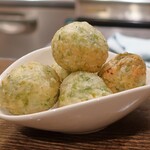 トリワイン ＰＩＫＯＳＨＨＨＵ - ゼッポリーニ