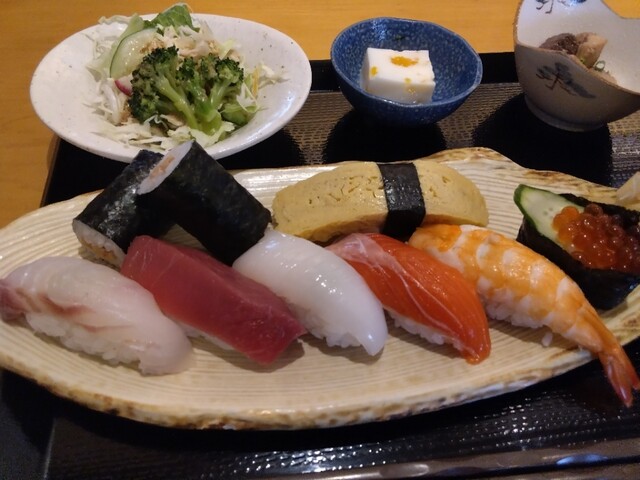 天狗寿司 - 紫波中央（寿司）の写真