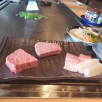 宮古牛鉄板焼 ユキシオステーキ - 宮古牛と黒毛和牛と白身魚とセイカ