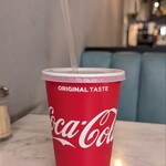 Nim's Pizza - コーラ