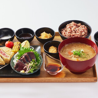 一汁一菜ごはん 御御御_0