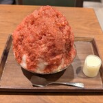 彩夏 - いちごみるく氷　1,550円