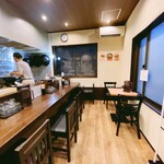 ラーメン 麻辣 - 店内