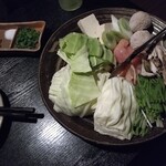 博多もつ鍋 馬肉 九州自慢 - 