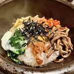 杏樹亭 岸根店 - 「石焼ピビンパ（税込￥1,100）」のアップ…