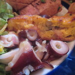 ジュイップ - チキンのトマト煮、カレーのオムレツ